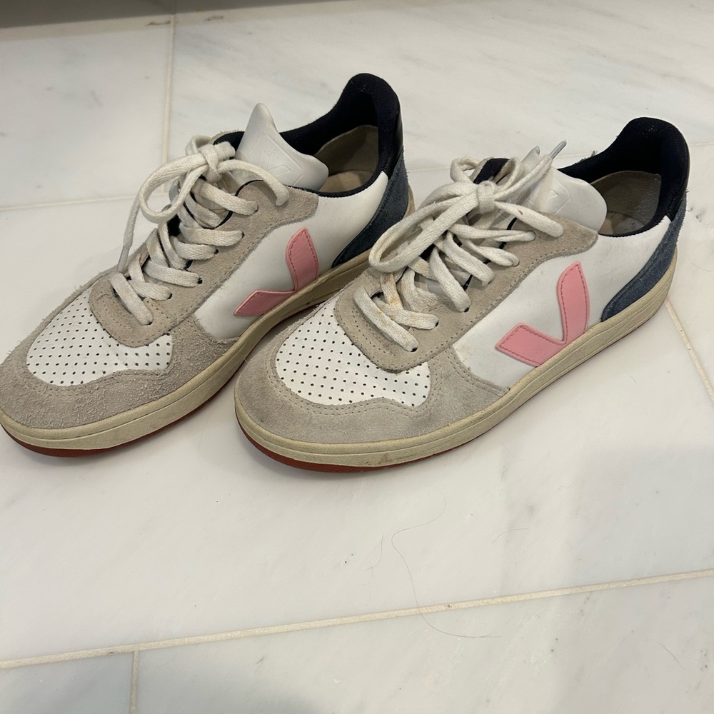 Veja Women's Sneakers White Pink Navy